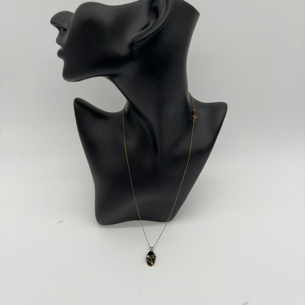unknown brand 14K Gold Chain W/ Pendant
